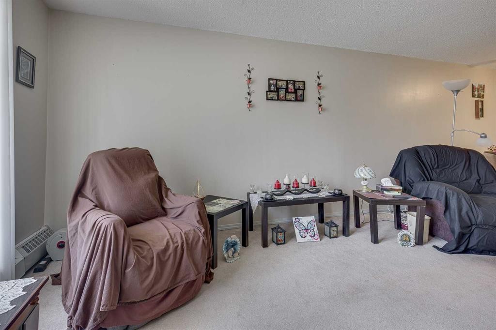103-41 Bennett Street, Red Deer, AB - Indoor
