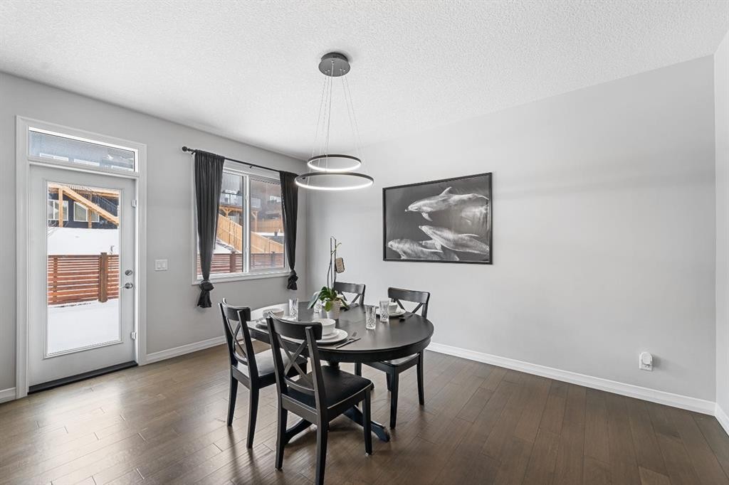 308 Lucas Way Nw, Calgary, AB - Indoor Photo Showing Dining Room