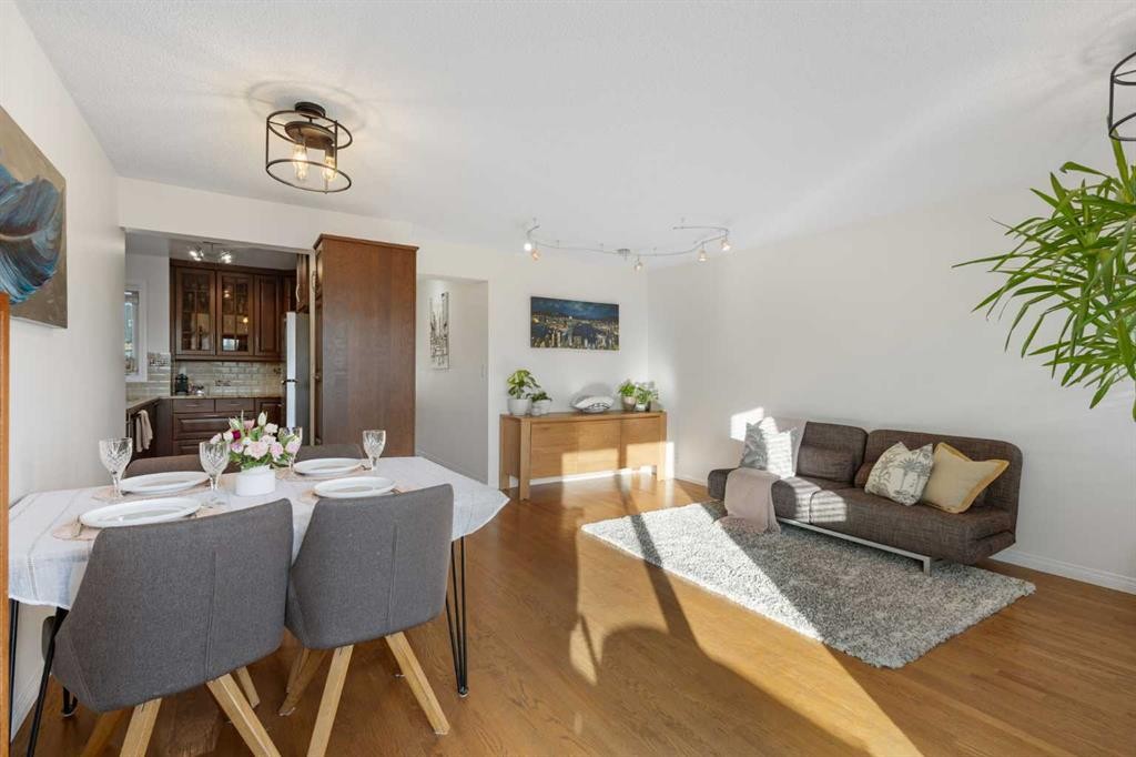 1629 29 Avenue Sw, Calgary, AB - Indoor