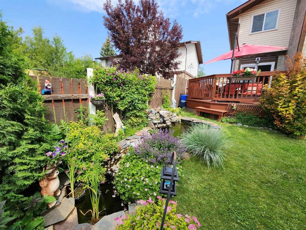 197 Abergale Close Ne, Calgary, AB - Outdoor With Deck Patio Veranda