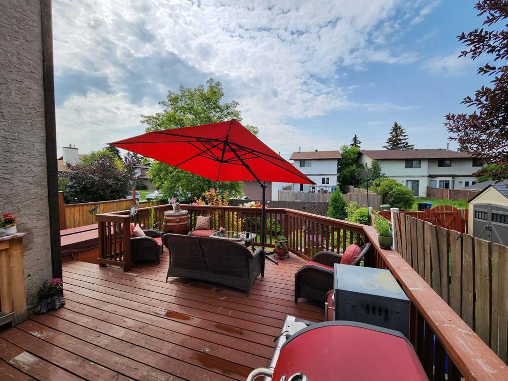 197 Abergale Close Ne, Calgary, AB - Outdoor With Deck Patio Veranda With Exterior
