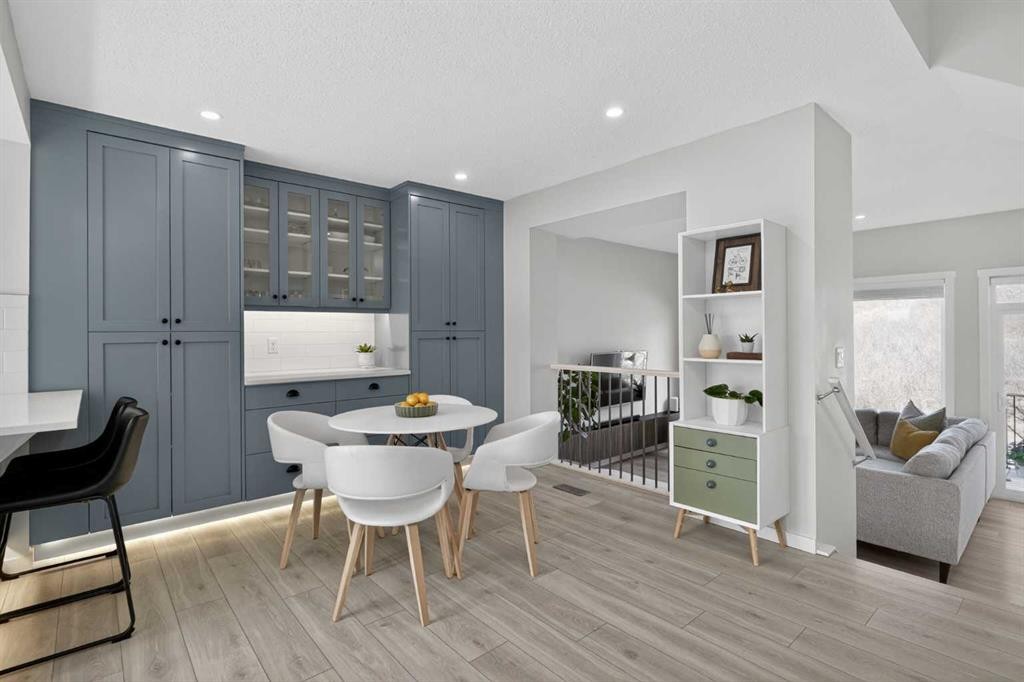 228 Cranbrook Square Se, Calgary, AB