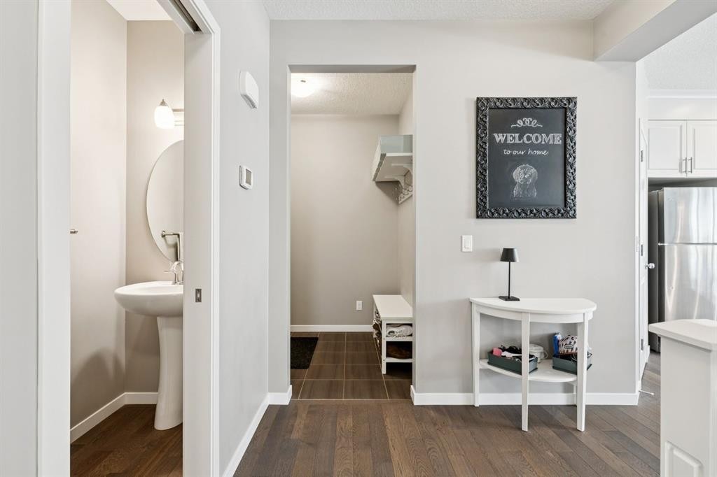 80 Brightoncrest Point Se, Calgary, AB - Indoor
