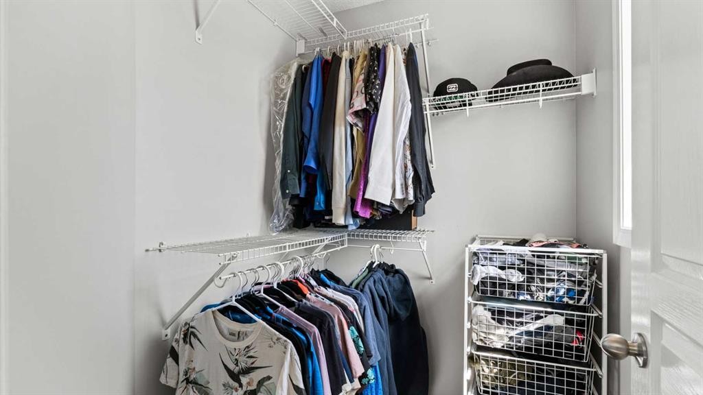 95 Elgin Meadows View Se, Calgary, AB - Indoor With Storage