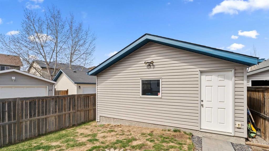 95 Elgin Meadows View Se, Calgary, AB - Outdoor