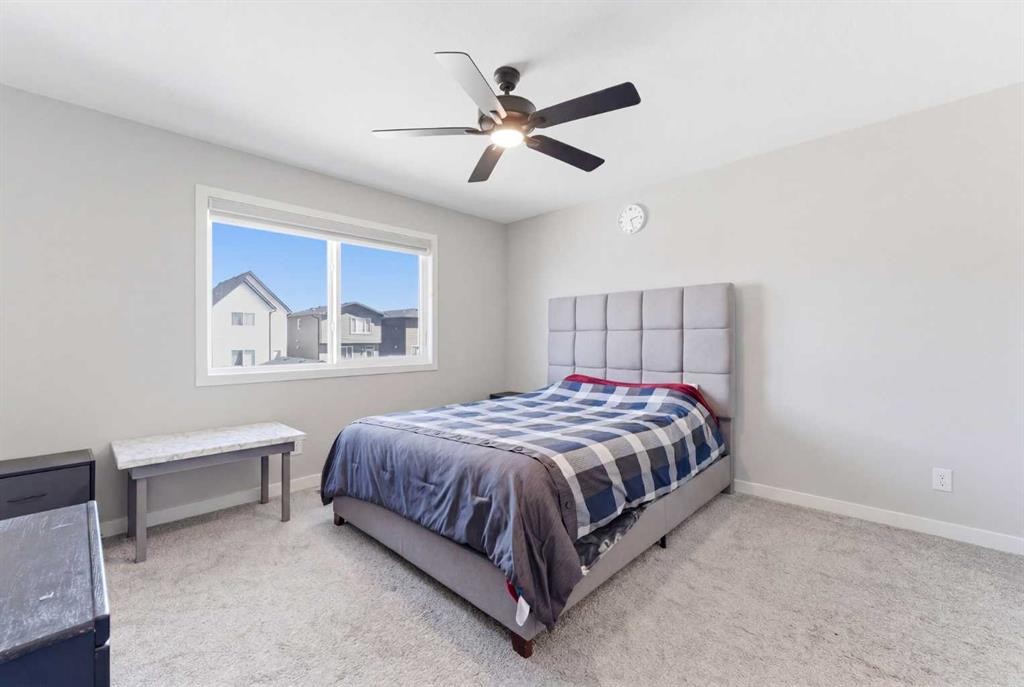 132 Highview Gate Se, Airdrie, AB - Indoor Photo Showing Bedroom