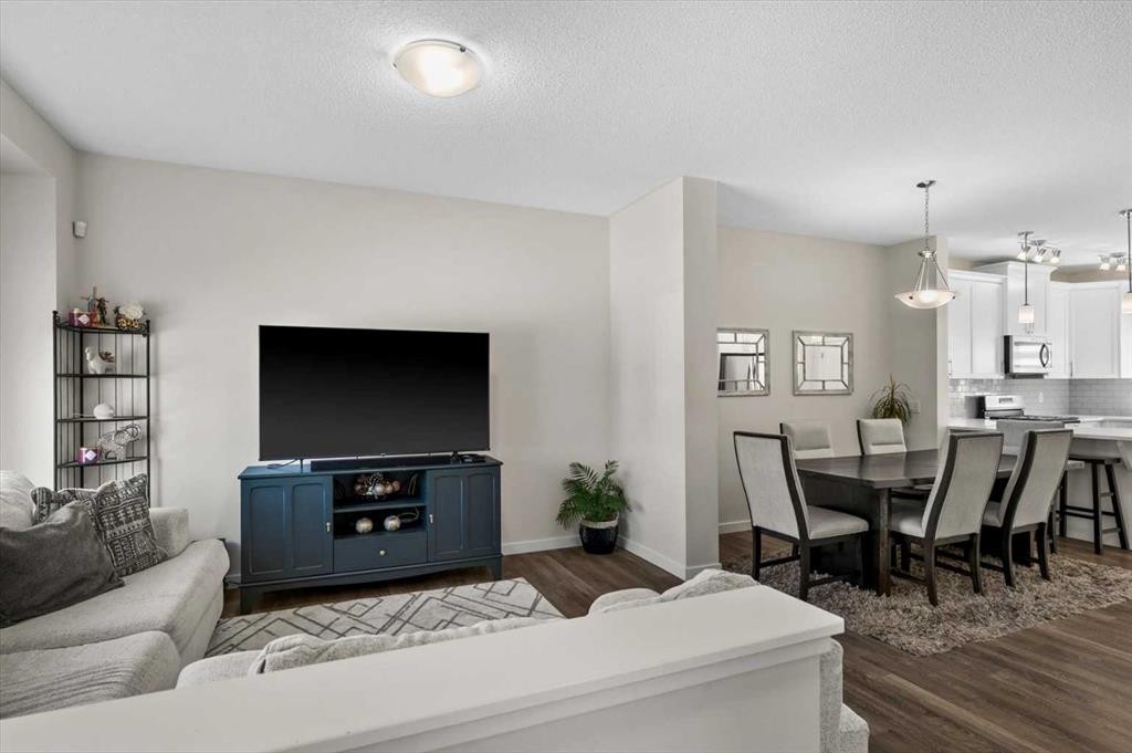 589 Masters Road Se, Calgary, AB
