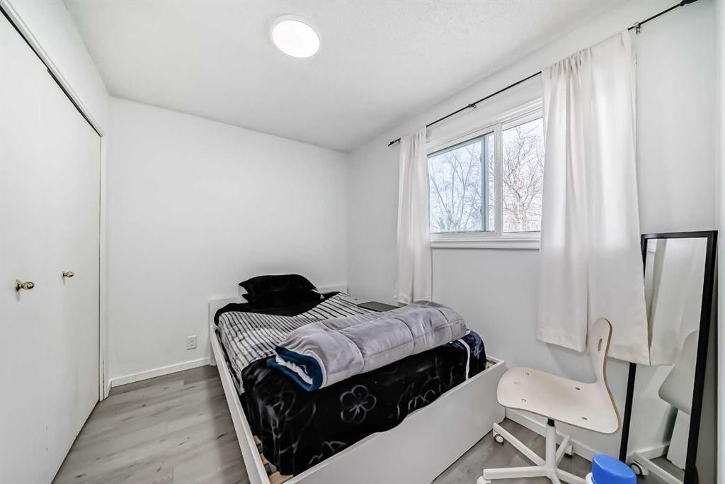 365 Whitlock Way Ne, Calgary, AB - Indoor Photo Showing Bedroom
