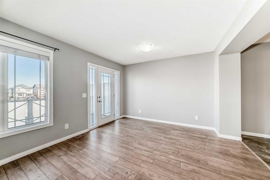 147 Windford Crescent Sw, Airdrie, AB - Indoor Photo Showing Other Room