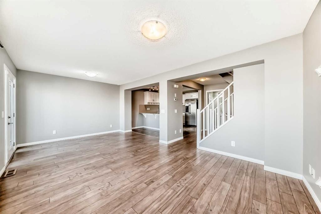 147 Windford Crescent Sw, Airdrie, AB - Indoor Photo Showing Other Room