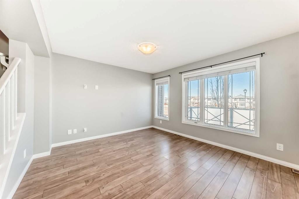 147 Windford Crescent Sw, Airdrie, AB - Indoor Photo Showing Other Room