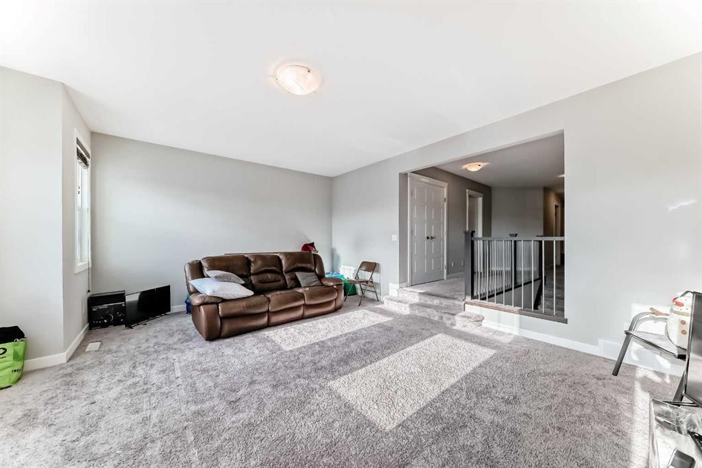 172 Redstone Park Ne, Calgary, AB - Indoor