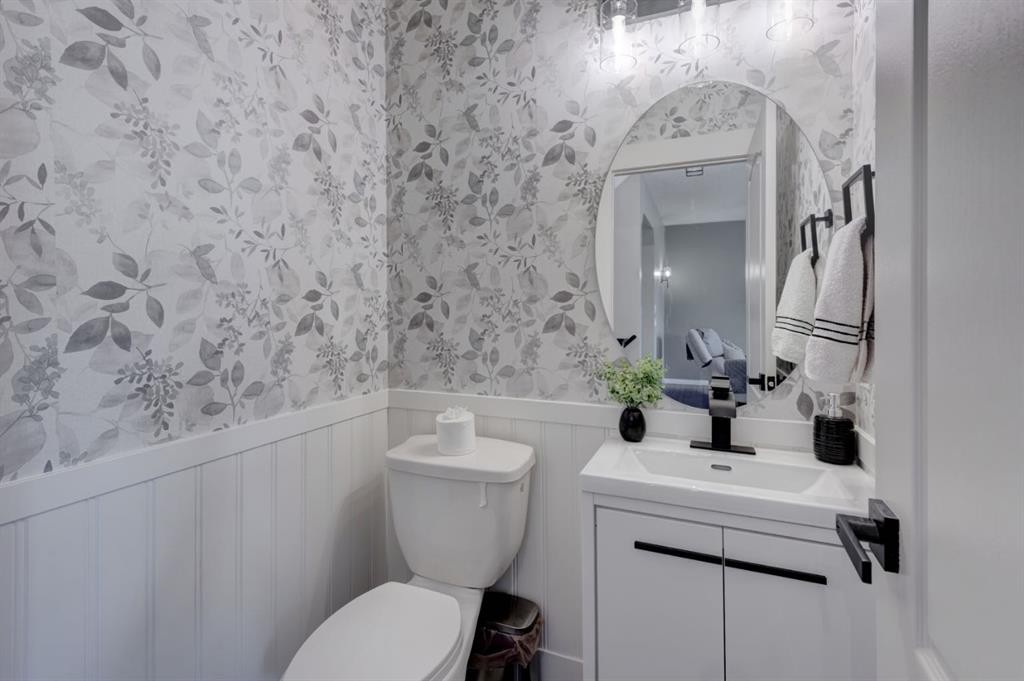 69 Morningside Circle Sw, Airdrie, AB - Indoor Photo Showing Bathroom