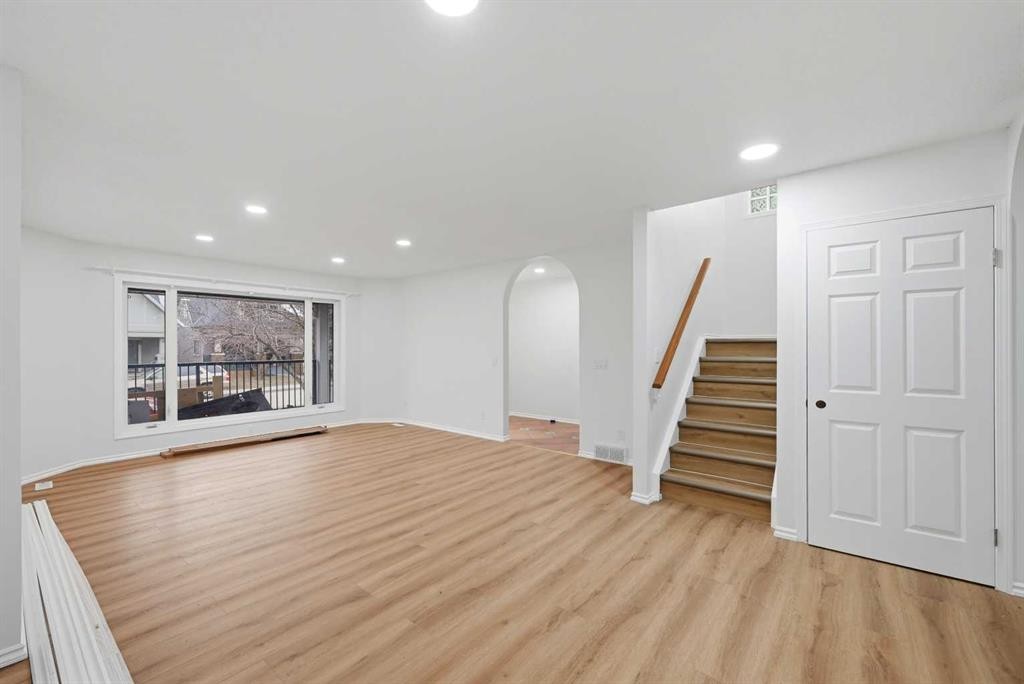 924 19 Avenue Nw, Calgary, AB - Indoor