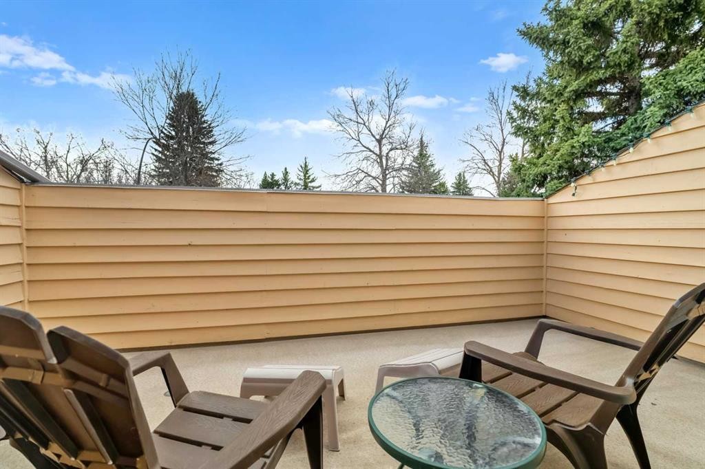 91 Sun Valley Drive Se, Calgary, AB - Outdoor With Deck Patio Veranda With Exterior