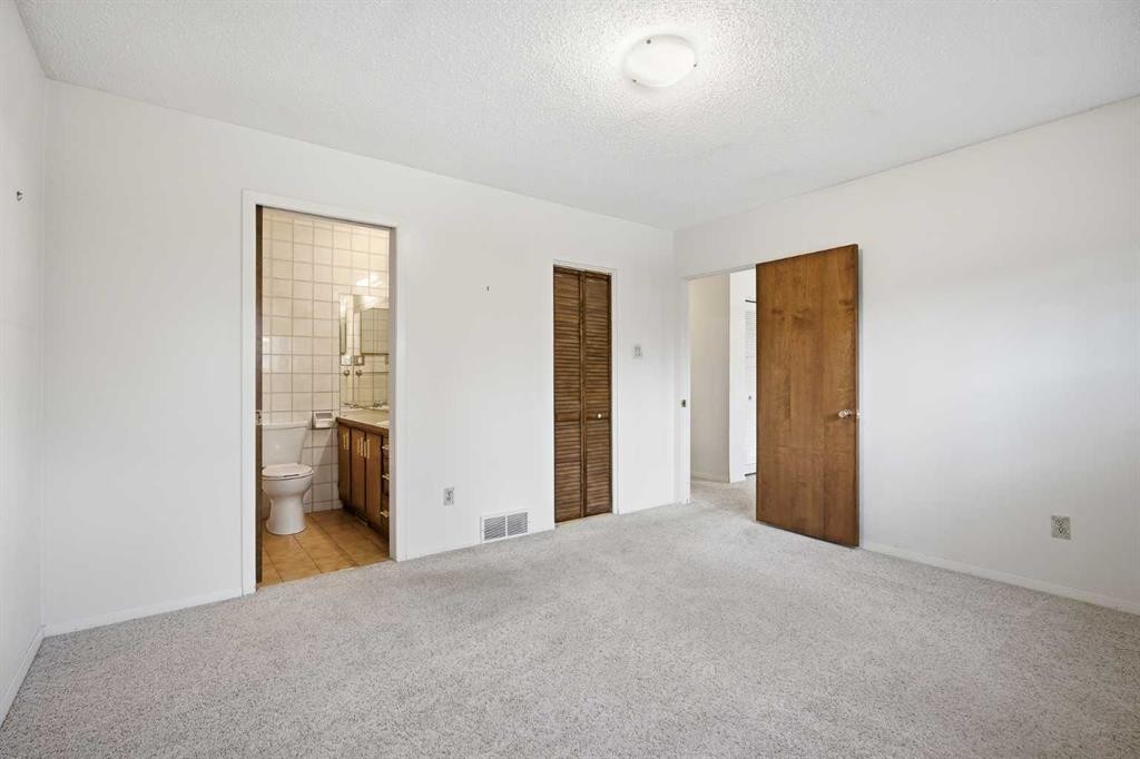 5220 Barron Drive Nw, Calgary, AB - Indoor