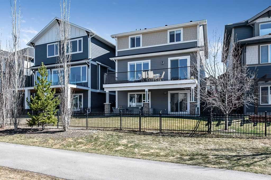 75 Sundown Way, Cochrane, AB - Outdoor With Facade