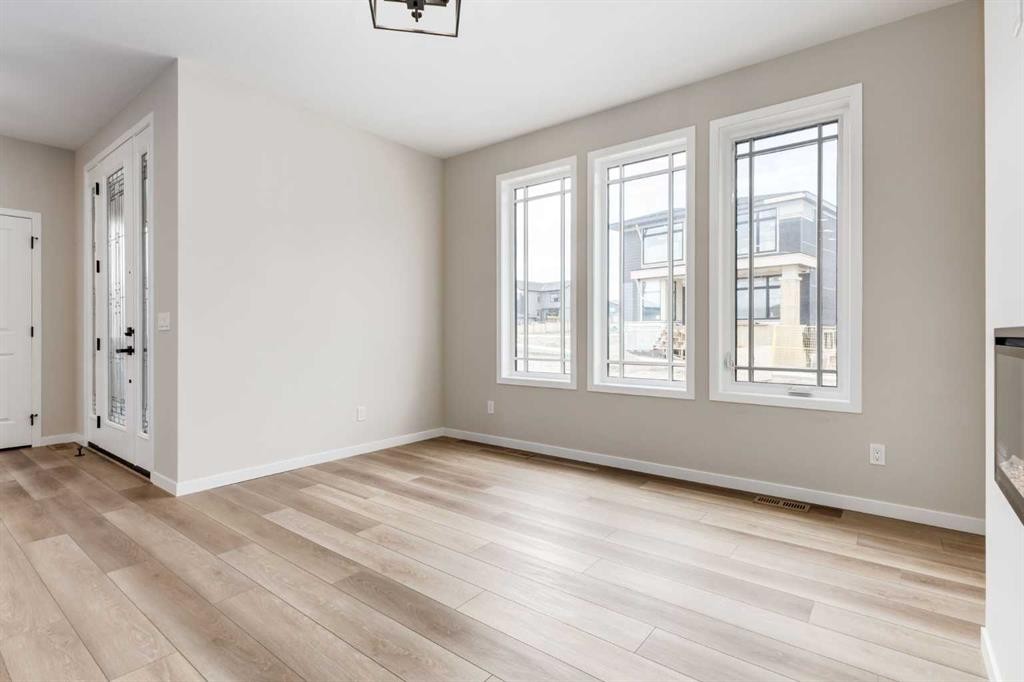 26 Alpine Gardens Sw, Calgary, AB - Indoor Photo Showing Other Room
