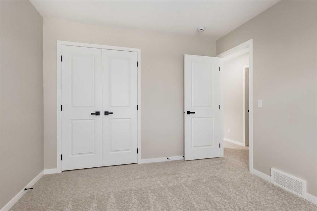 26 Alpine Gardens Sw, Calgary, AB - Indoor