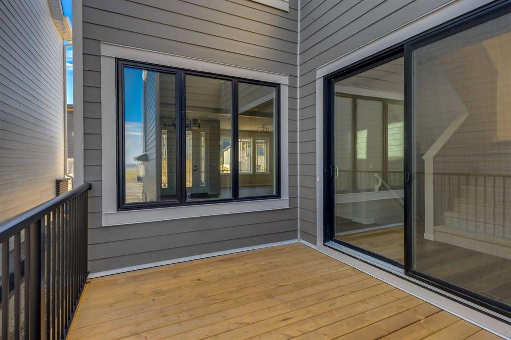 26 Alpine Gardens Sw, Calgary, AB - Outdoor With Exterior