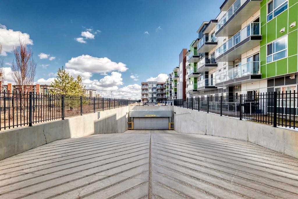 215-20 Seton Park, Calgary, AB - Outdoor