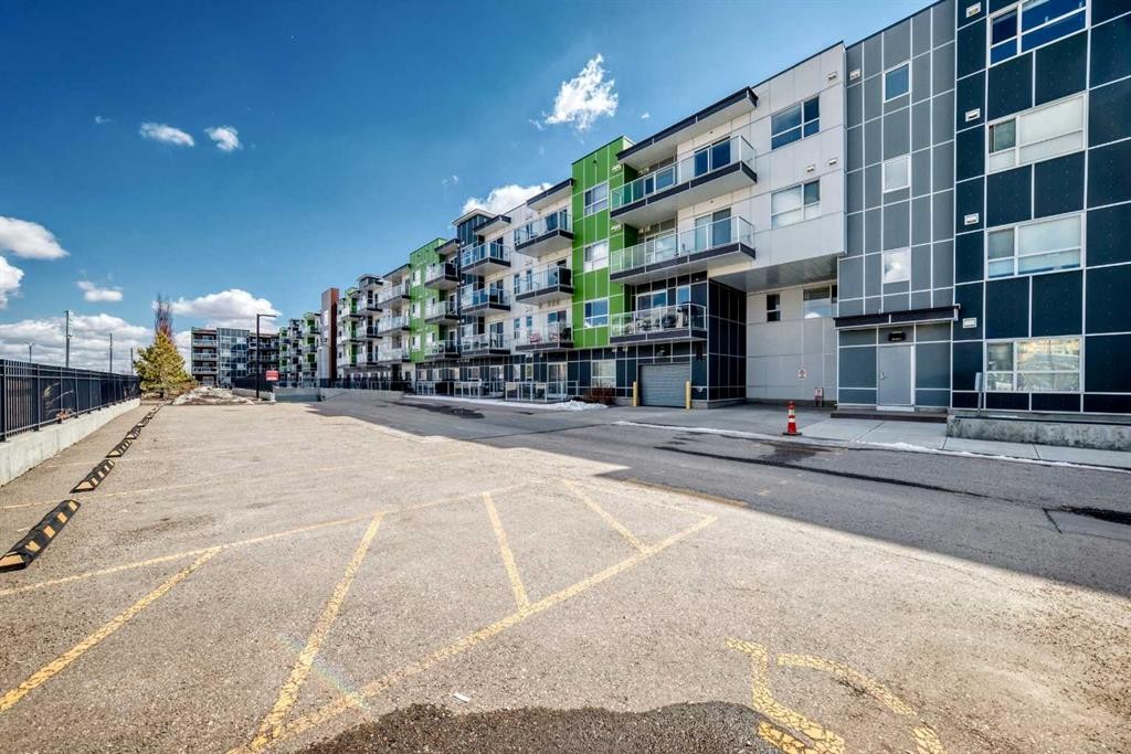 215-20 Seton Park, Calgary, AB - Outdoor
