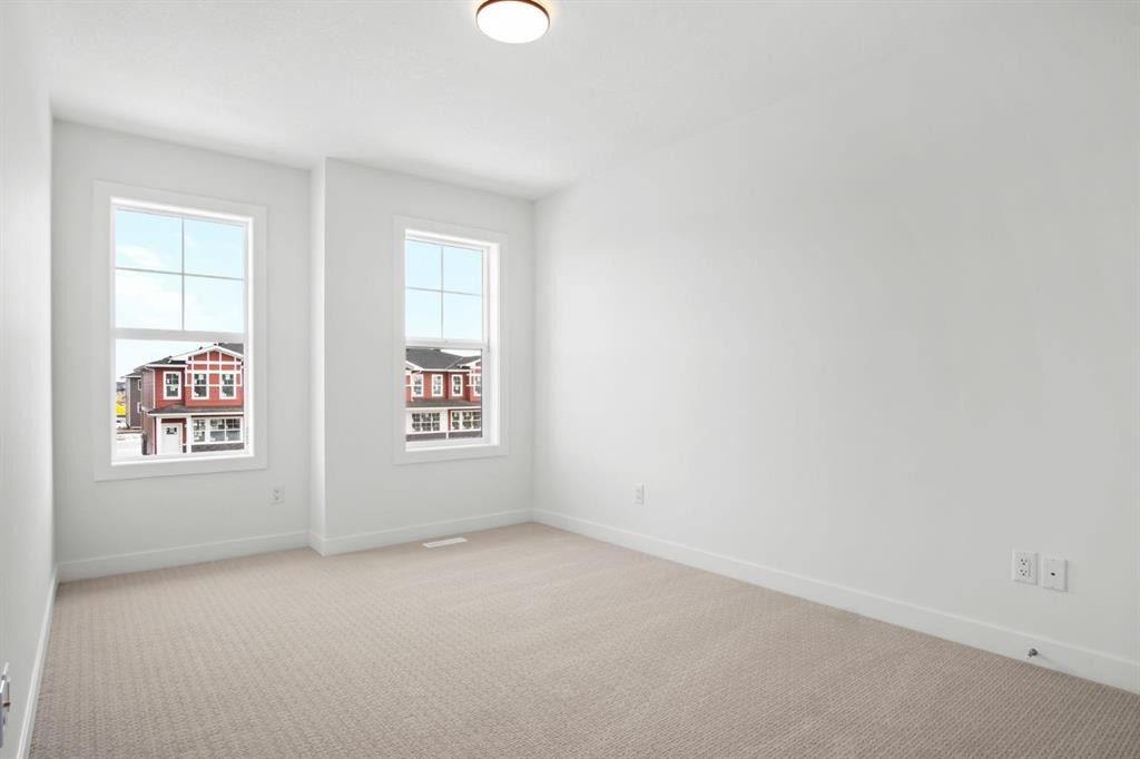 277 Dawson Way, Chestermere, AB - Indoor Photo Showing Other Room