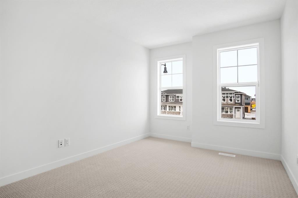 277 Dawson Way, Chestermere, AB - Indoor Photo Showing Other Room