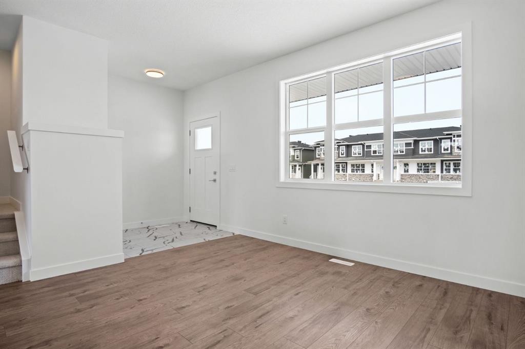 277 Dawson Way, Chestermere, AB - Indoor Photo Showing Other Room