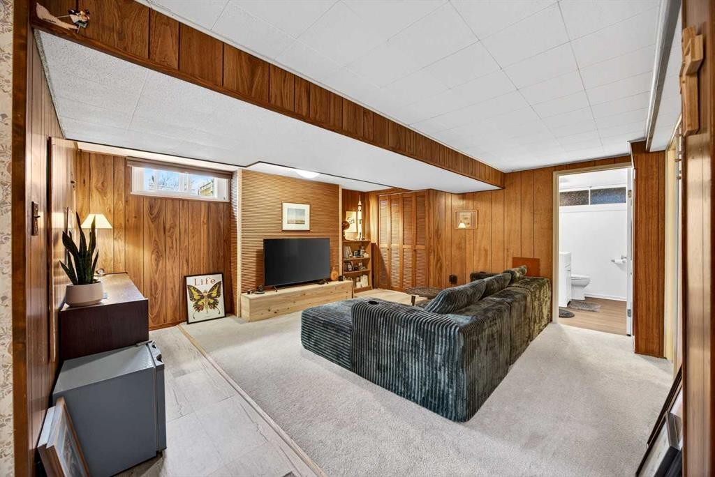 1232 40 Avenue Nw, Calgary, AB - Indoor