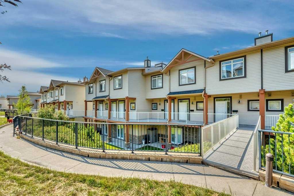 13-148 Rockyledge View Nw, Calgary, AB - Outdoor