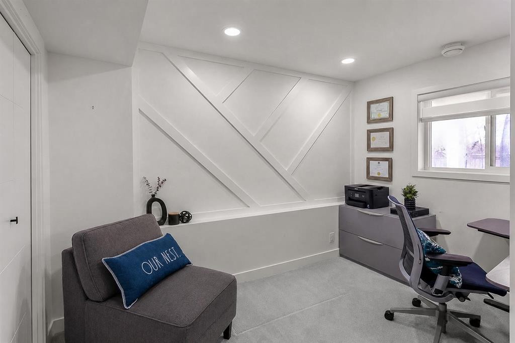 59 Rivercroft Close Se, Calgary, AB - Indoor Photo Showing Office