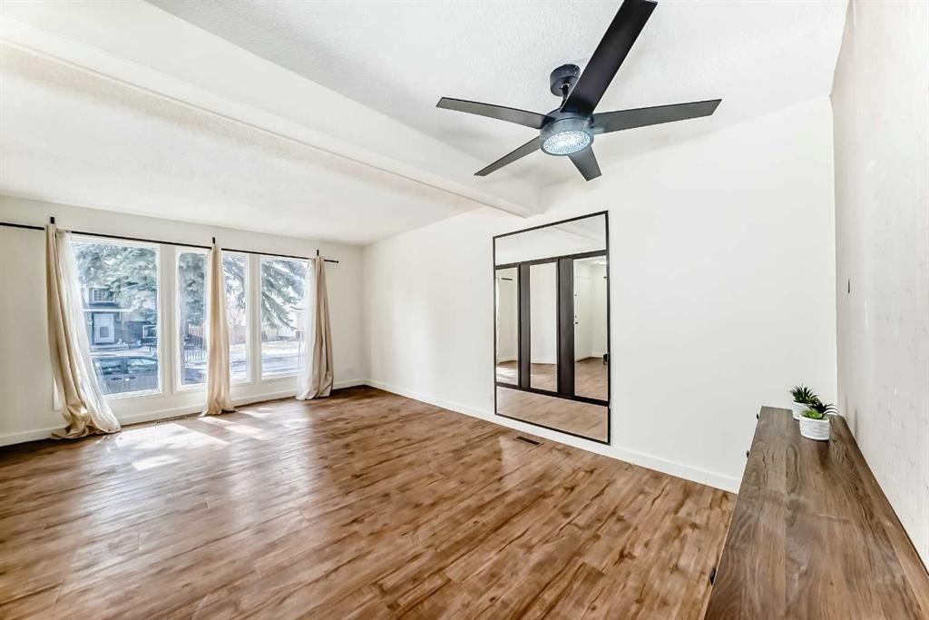 25 Erin Ridge Road Se, Calgary, AB - Indoor