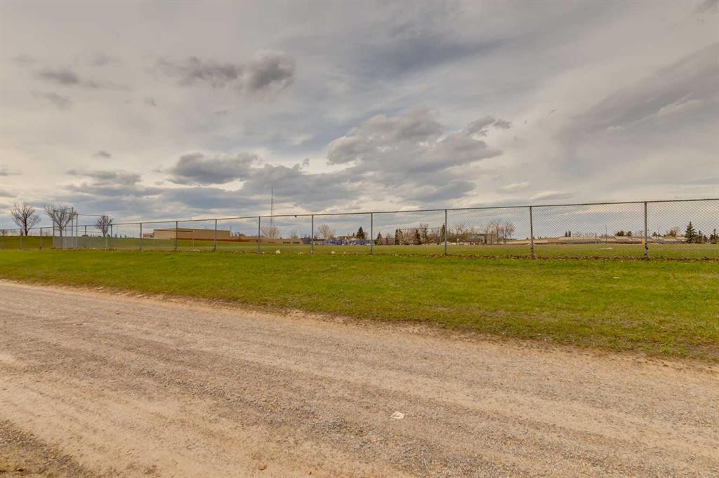 840 Raynard Crescent Se, Calgary, AB - Outdoor With View