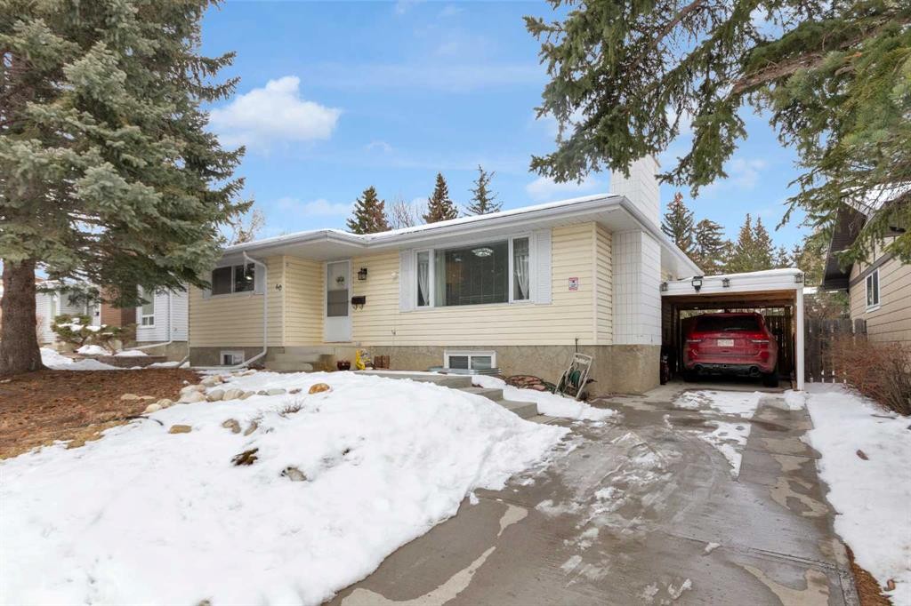 60 Dalhurst Way Nw, Calgary, AB - Outdoor