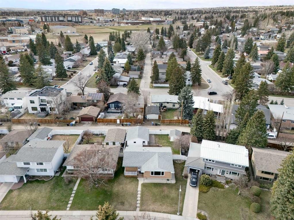3228 Breen Crescent Nw, Calgary, AB - Outdoor With View
