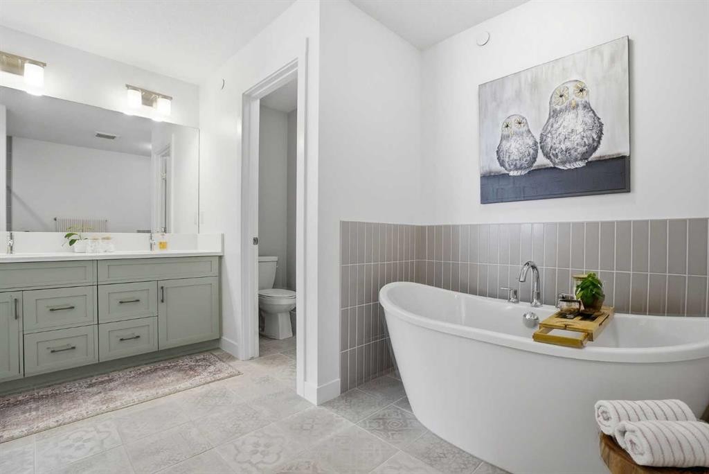 360 Calhoun Common Ne, Calgary, AB - Indoor Photo Showing Bathroom