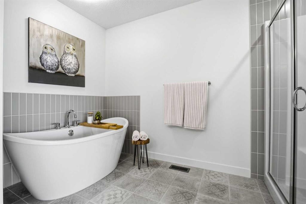 360 Calhoun Common Ne, Calgary, AB - Indoor Photo Showing Bathroom