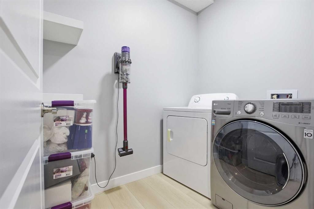 360 Calhoun Common Ne, Calgary, AB - Indoor Photo Showing Laundry Room