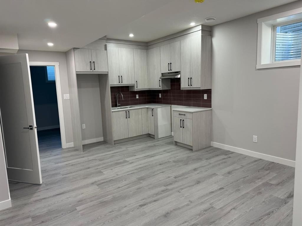 157 Dawson Wharf View, Chestermere, AB - Indoor Photo Showing Kitchen
