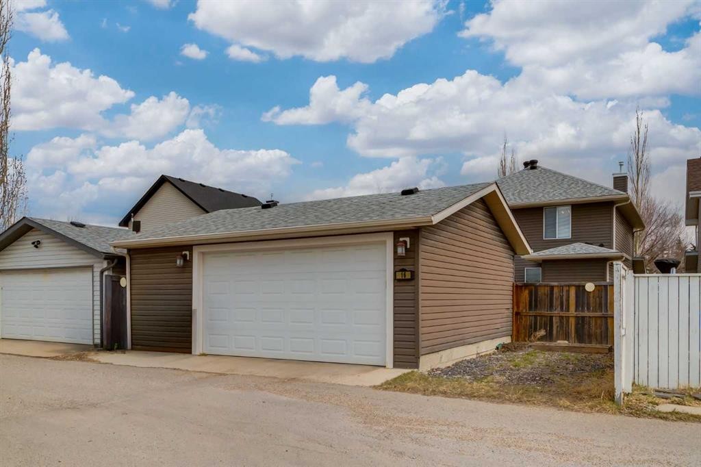 16 Prestwick Road Se, Calgary, AB - Outdoor