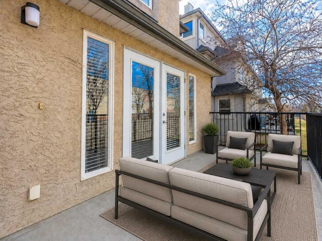 172 Simcoe Place Sw, Calgary, AB - Outdoor With Deck Patio Veranda With Exterior