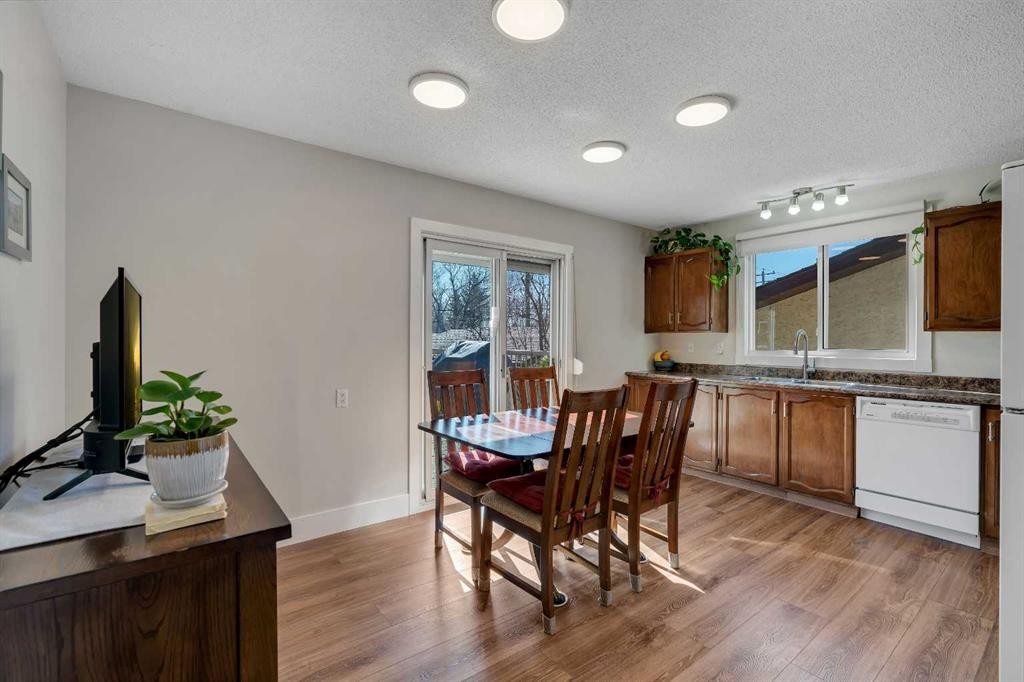 20 Ogmoor Crescent Se, Calgary, AB - Indoor