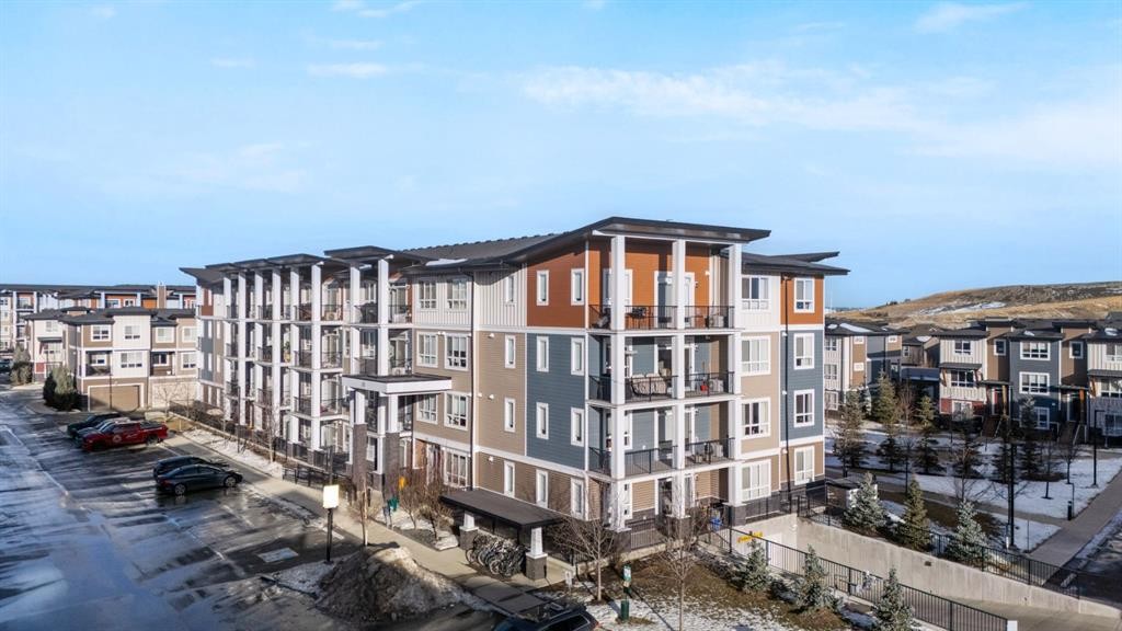 305-35 Walgrove Se, Calgary, AB - Outdoor