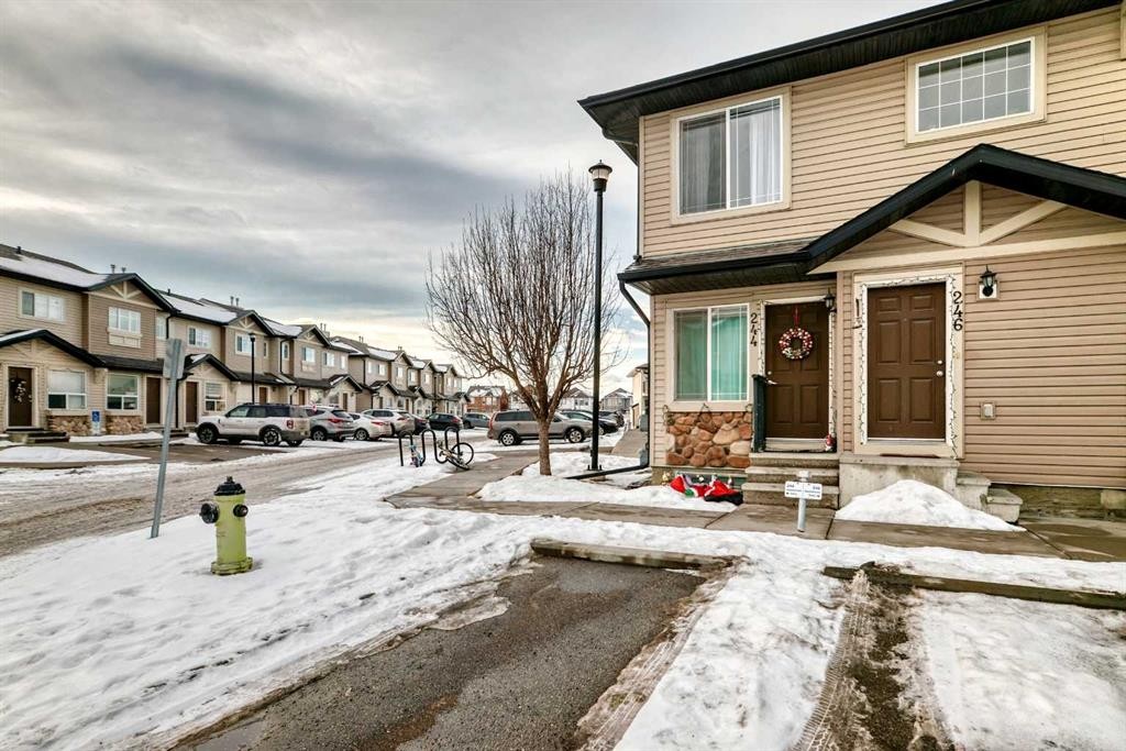 244 Saddlebrook Point Ne, Calgary, AB - Outdoor With Facade