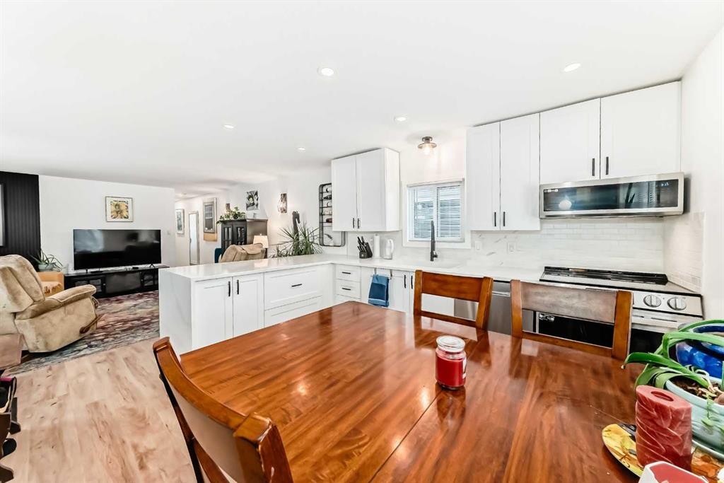 189-99 Arbour Lake Road Nw, Calgary, AB