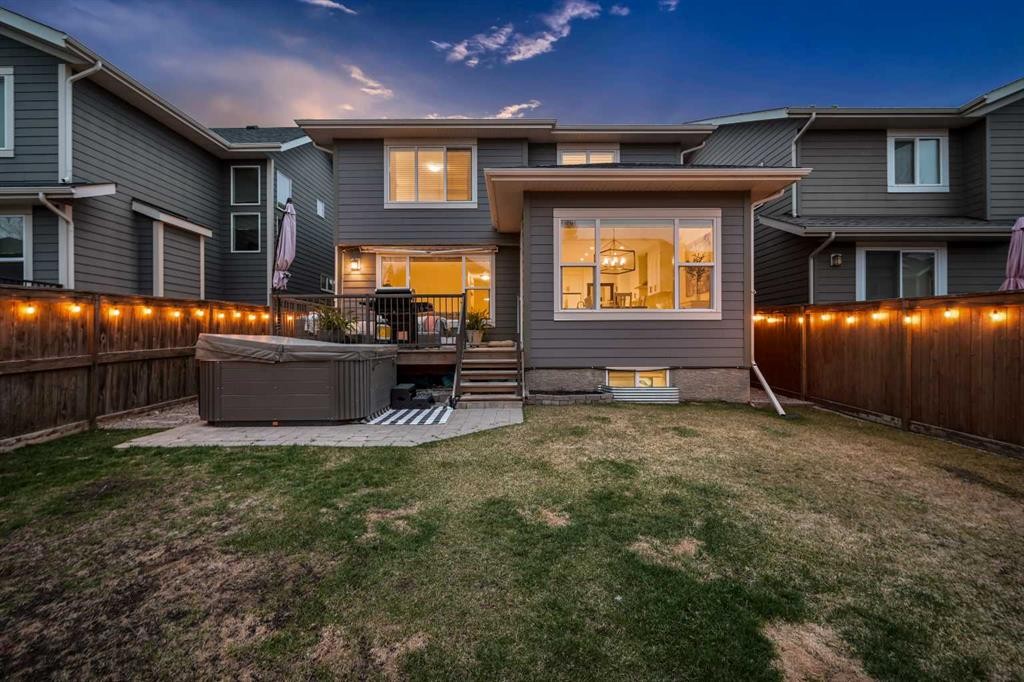 19 Cranbrook Crescent Se, Calgary, AB - Outdoor With Deck Patio Veranda