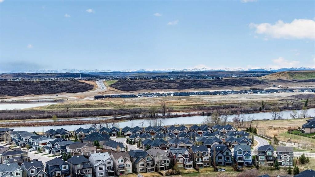 19 Cranbrook Crescent Se, Calgary, AB - Outdoor With View