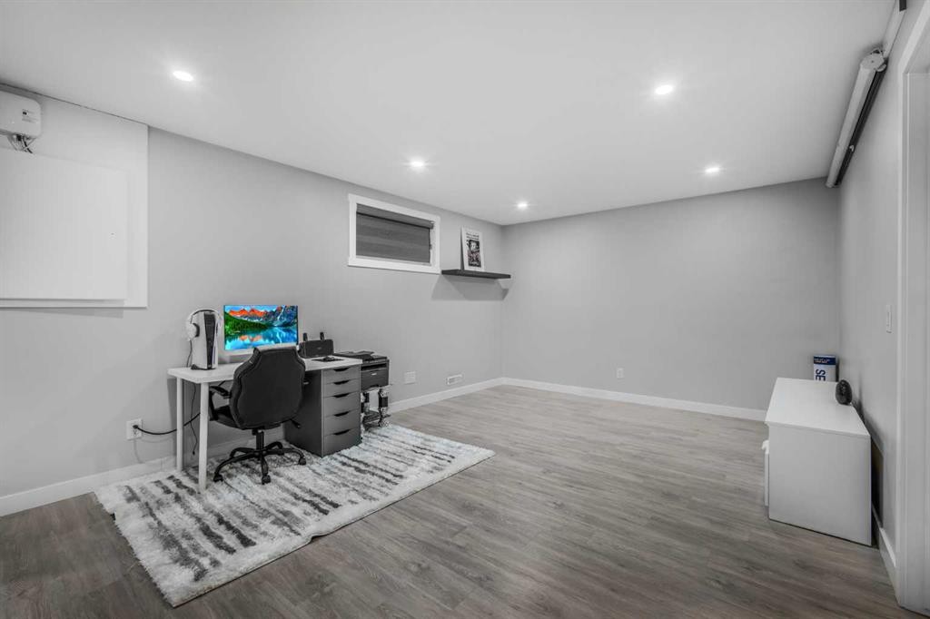 31 Saddleback Way Ne, Calgary, AB - Indoor