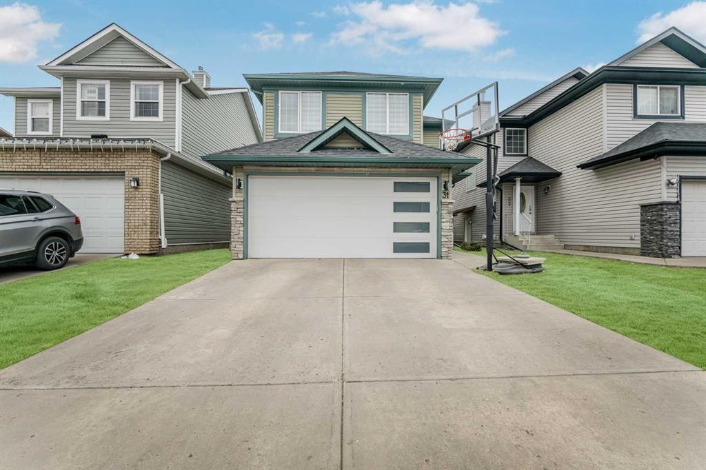 31 Saddleback Way Ne, Calgary, AB - Outdoor With Facade
